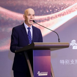伊恩·戈尔丁：美股泡沫破裂预警！美股巨头估值严重虚高，匹配不上实际营收